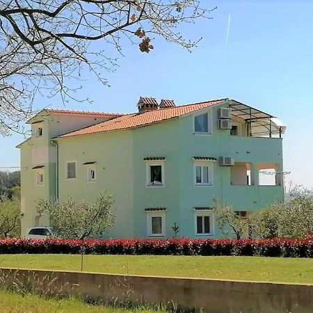 Apartmani Natasa Vrsar Luaran gambar